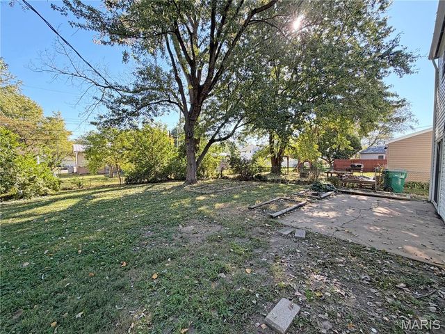 318 Whitehall Drive, O'fallon, IL 62269