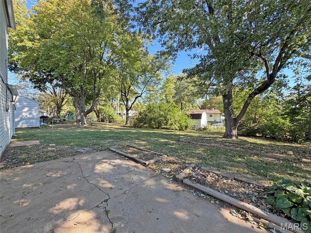 318 Whitehall Drive, O'fallon, IL 62269
