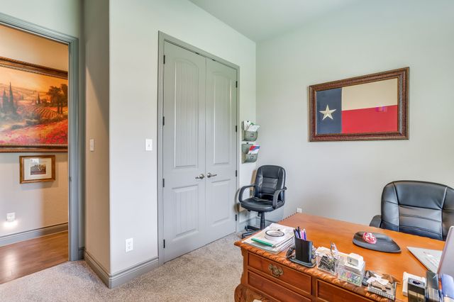 132 Miller Creek Lake Road, Paradise, TX 76073