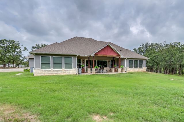 132 Miller Creek Lake Road, Paradise, TX 76073