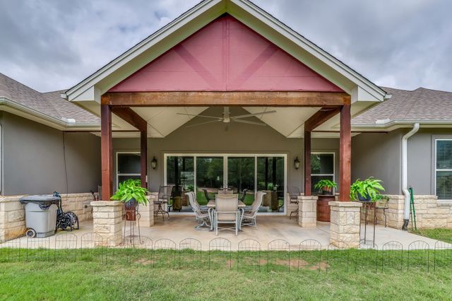 132 Miller Creek Lake Road, Paradise, TX 76073