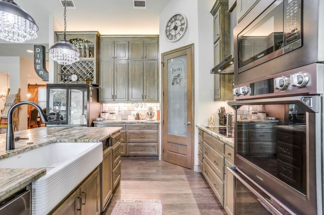 132 Miller Creek Lake Road, Paradise, TX 76073