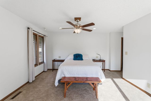 16711 SW 154th Ter, Rose Hill, KS 67133