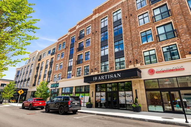 18 Artisan Dr Unit 505, Salem, NH 03079