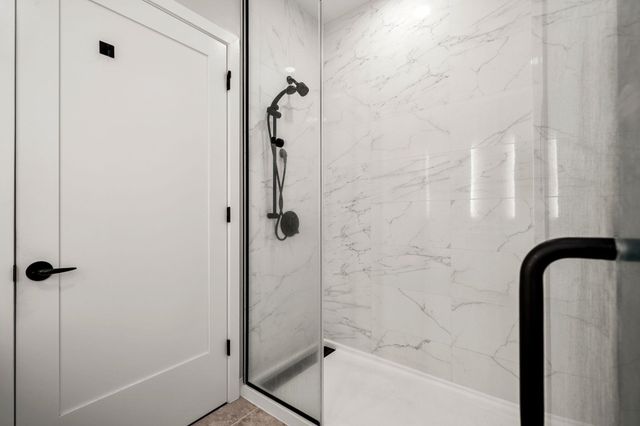 18 Artisan Dr Unit 505, Salem, NH 03079