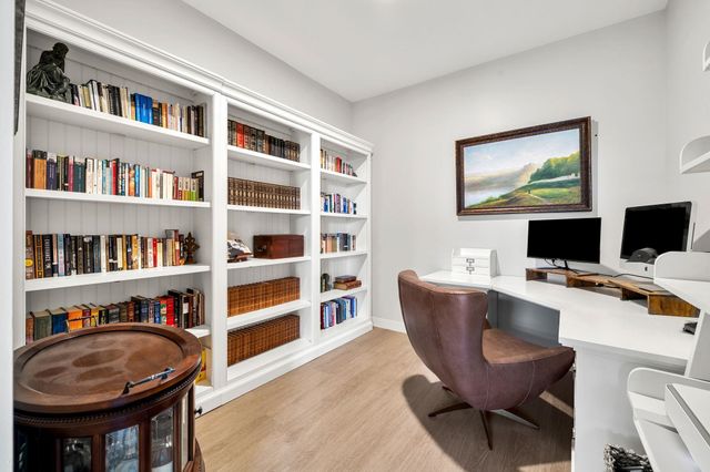 18 Artisan Dr Unit 505, Salem, NH 03079