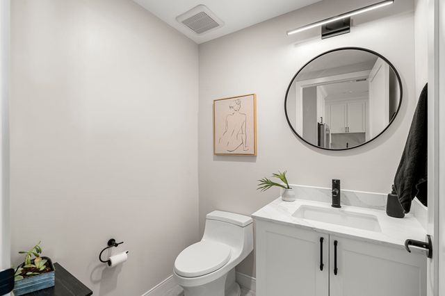 18 Artisan Dr Unit 505, Salem, NH 03079