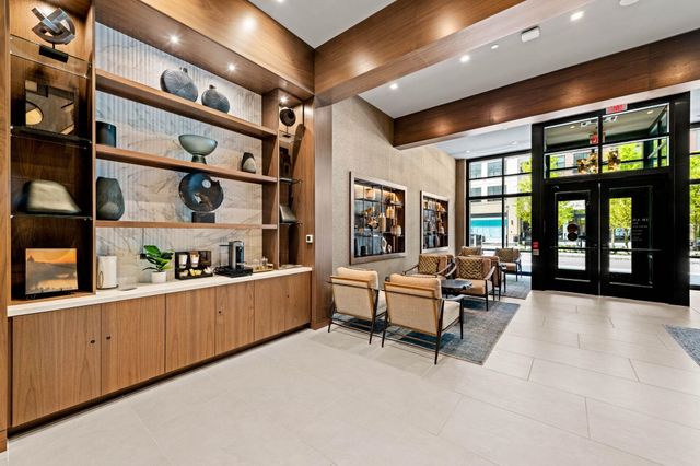 18 Artisan Dr Unit 505, Salem, NH 03079