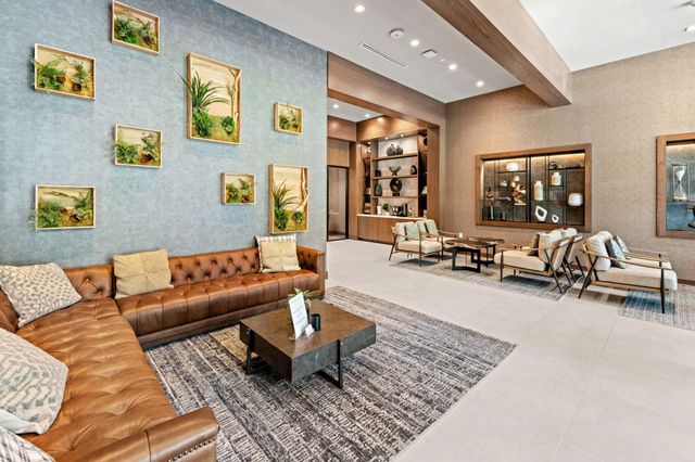 18 Artisan Dr Unit 505, Salem, NH 03079