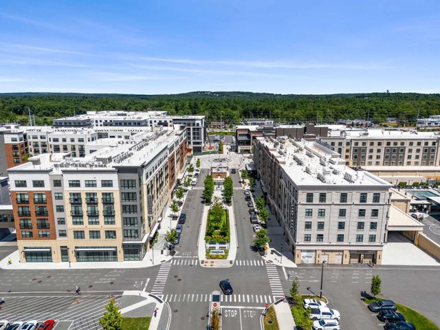 18 Artisan Dr Unit 505, Salem, NH 03079