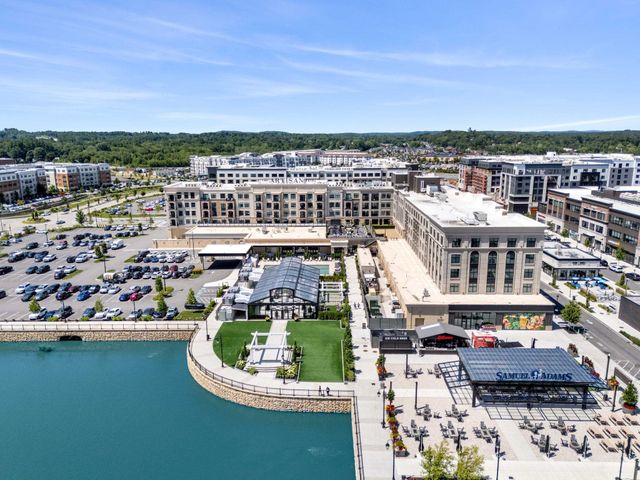 18 Artisan Dr Unit 505, Salem, NH 03079