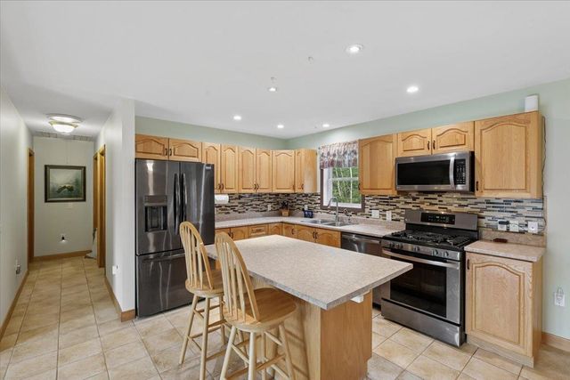 10 Plum Avenue, Gilmanton, NH 03237
