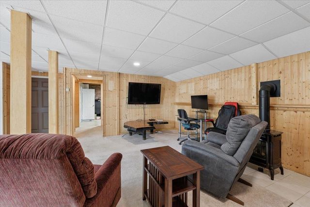 10 Plum Avenue, Gilmanton, NH 03237