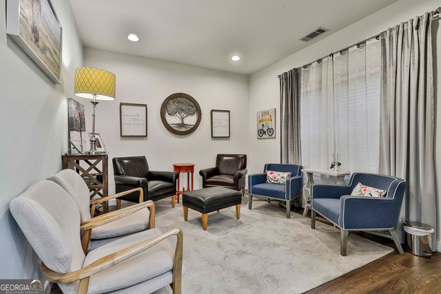 500 W Lanier Avenue 201, Fayetteville, GA 30214