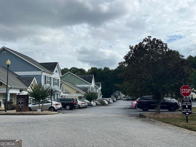 500 W Lanier Avenue 201, Fayetteville, GA 30214