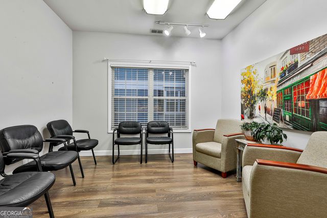 500 W Lanier Avenue 201, Fayetteville, GA 30214