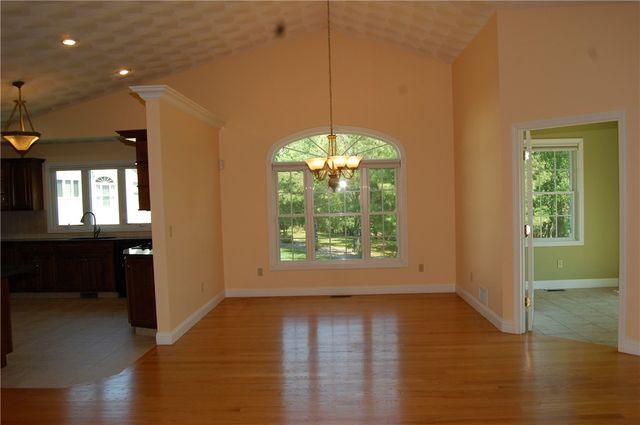 8 Sweet Corn Drive, Cranston, RI 02921