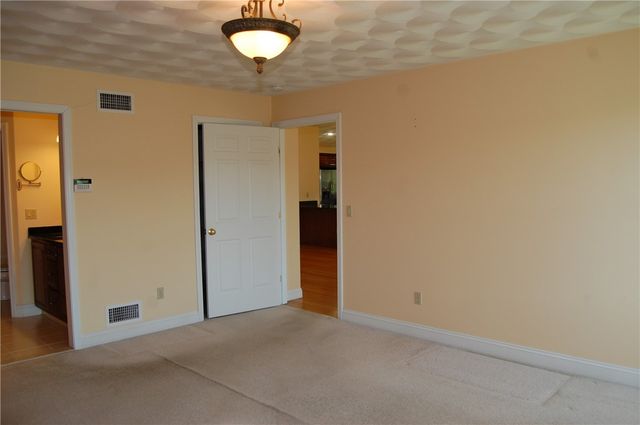 8 Sweet Corn Drive, Cranston, RI 02921