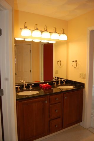 8 Sweet Corn Drive, Cranston, RI 02921