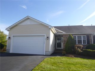 8 Sweet Corn Drive, Cranston, RI 02921