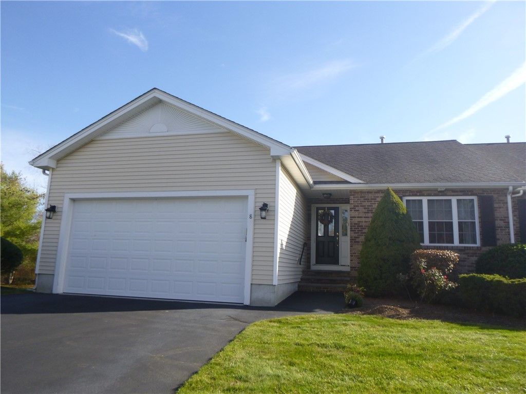 8 Sweet Corn Drive, Cranston, RI 02921
