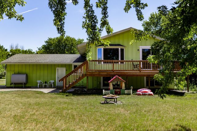 1108 62nd Avenue N, Moorhead, MN 56560