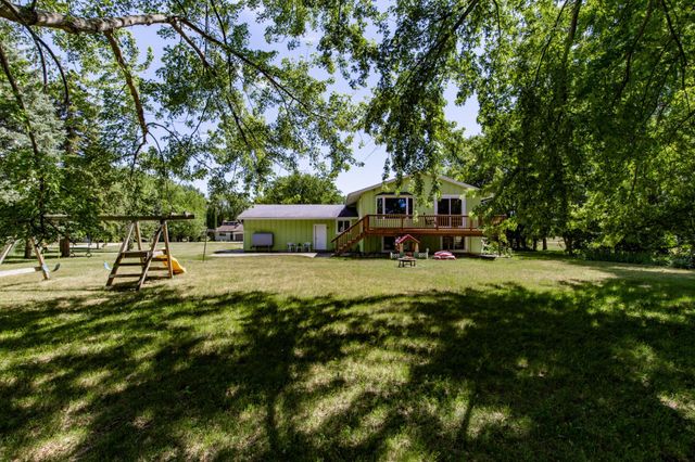 1108 62nd Avenue N, Moorhead, MN 56560