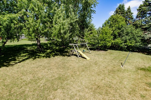 1108 62nd Avenue N, Moorhead, MN 56560