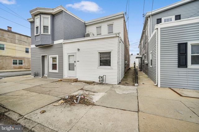 402 MARKET ST, Marcus Hook, PA 19061