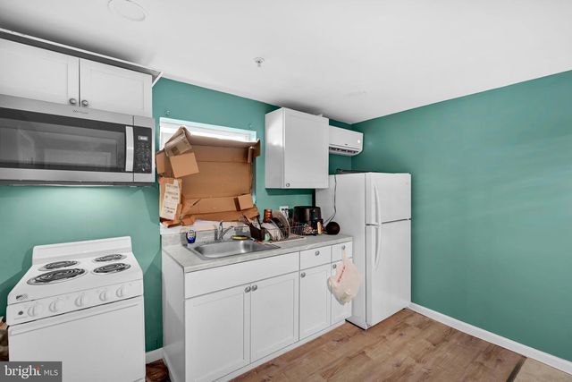 402 MARKET ST, Marcus Hook, PA 19061