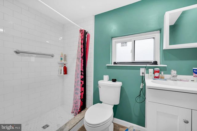402 MARKET ST, Marcus Hook, PA 19061
