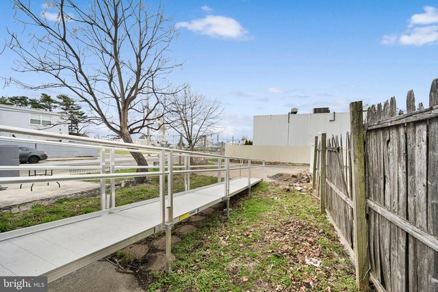 402 MARKET ST, Marcus Hook, PA 19061