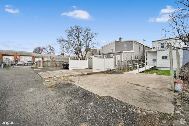 402 MARKET ST, Marcus Hook, PA 19061