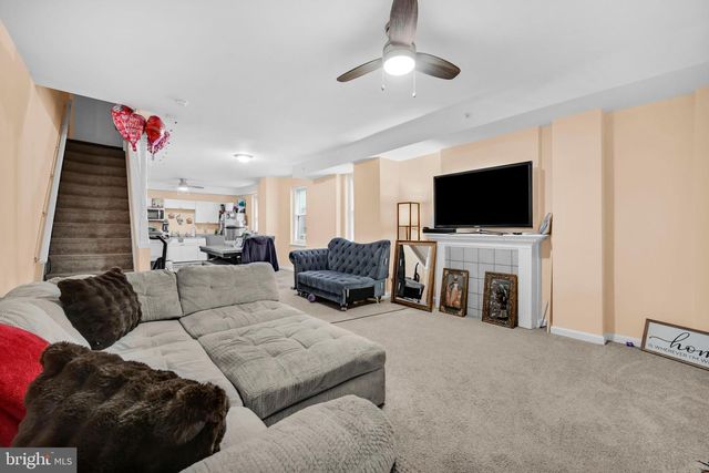 402 MARKET ST, Marcus Hook, PA 19061