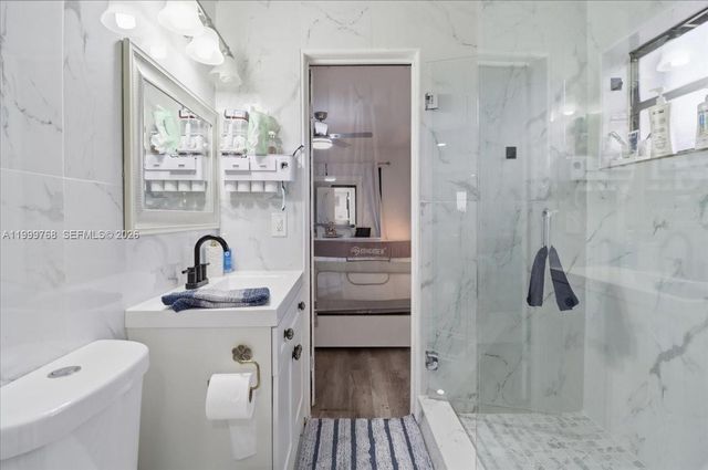 7551 Polk St, Hollywood, FL 33024