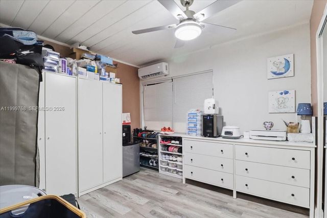 7551 Polk St, Hollywood, FL 33024