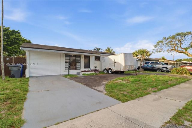 7551 Polk St, Hollywood, FL 33024