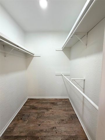 2803 Rio Branco Street 201, Farmers Branch, TX 75234