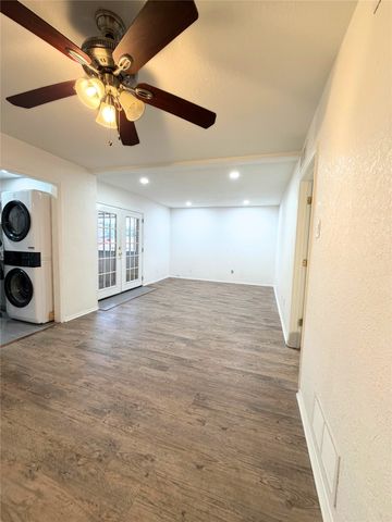 2803 Rio Branco Street 201, Farmers Branch, TX 75234