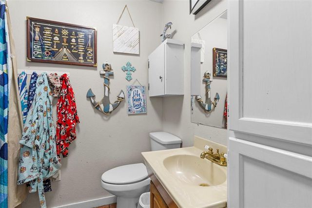 14 Louis Voan Road, Huntsville, TX 77320