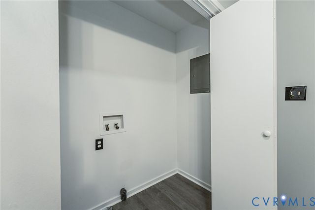 14509 Mistwood Forest Ct, Chester, VA 23831