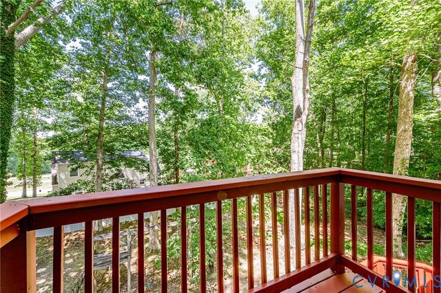 14509 Mistwood Forest Ct, Chester, VA 23831