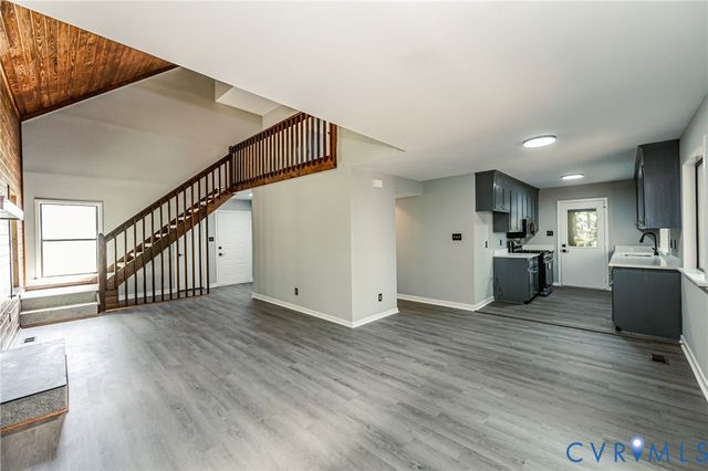 14509 Mistwood Forest Ct, Chester, VA 23831