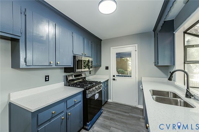 14509 Mistwood Forest Ct, Chester, VA 23831