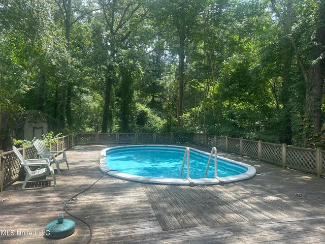 109 Cane Creek Road, Brandon, MS 39047