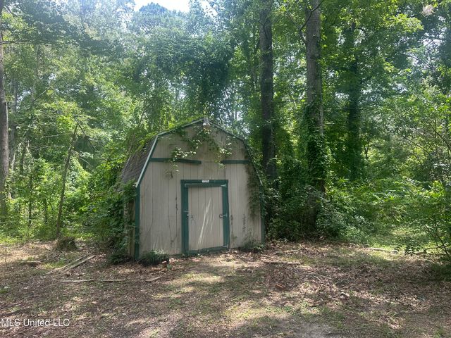 109 Cane Creek Road, Brandon, MS 39047