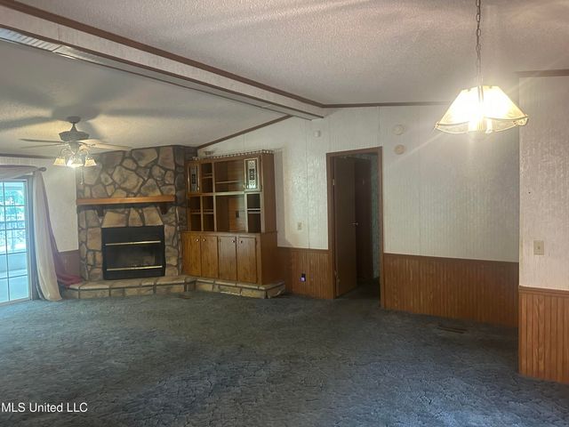 109 Cane Creek Road, Brandon, MS 39047