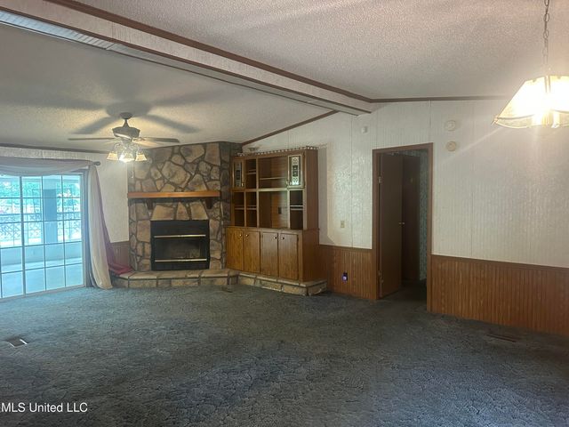 109 Cane Creek Road, Brandon, MS 39047
