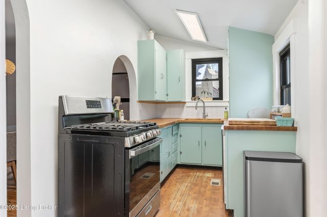 2231 Beargrass Ave, Louisville, KY 40218