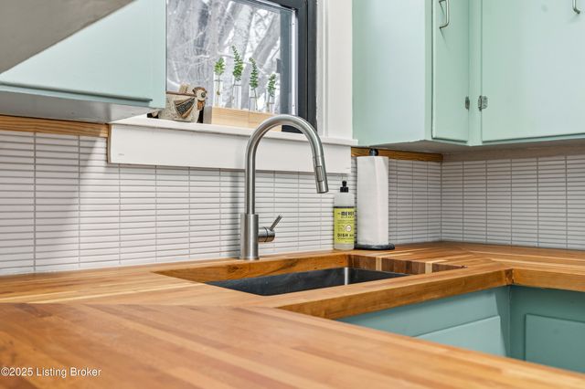 2231 Beargrass Ave, Louisville, KY 40218